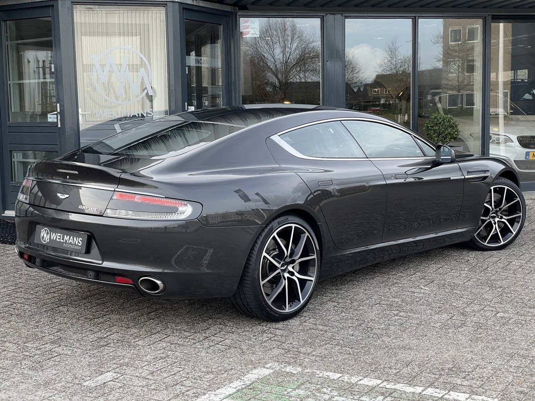 Aston Martin Rapide