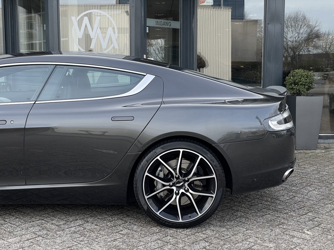 Aston Martin Rapide
