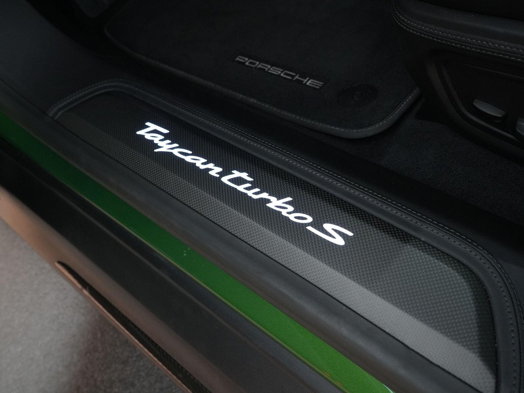 Porsche Taycan