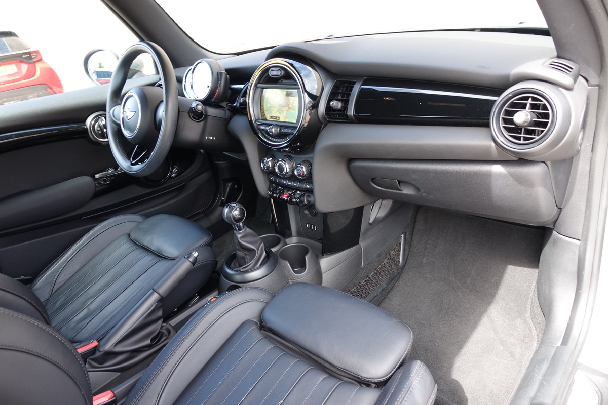 MINI 3-Deurs