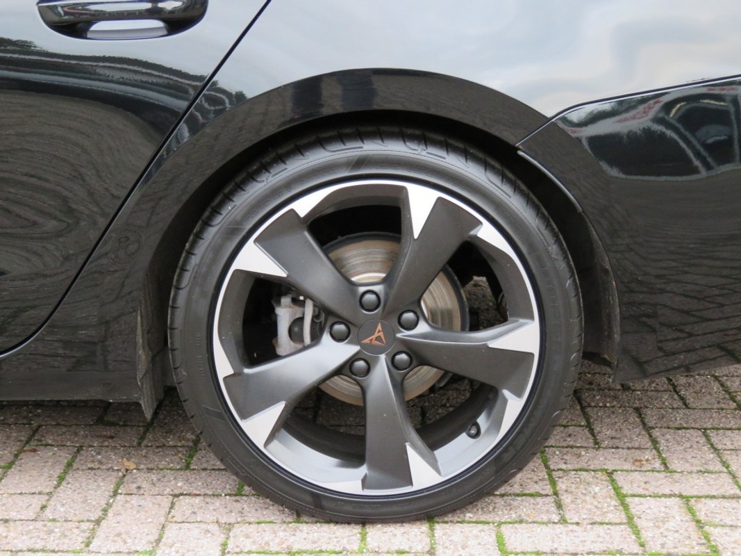CUPRA Leon Sportstourer