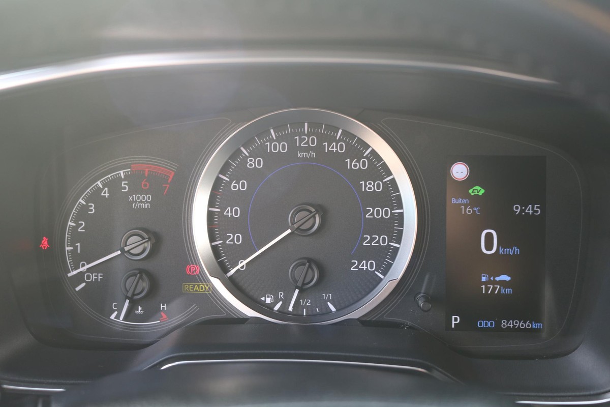 Toyota Corolla Touring Sports