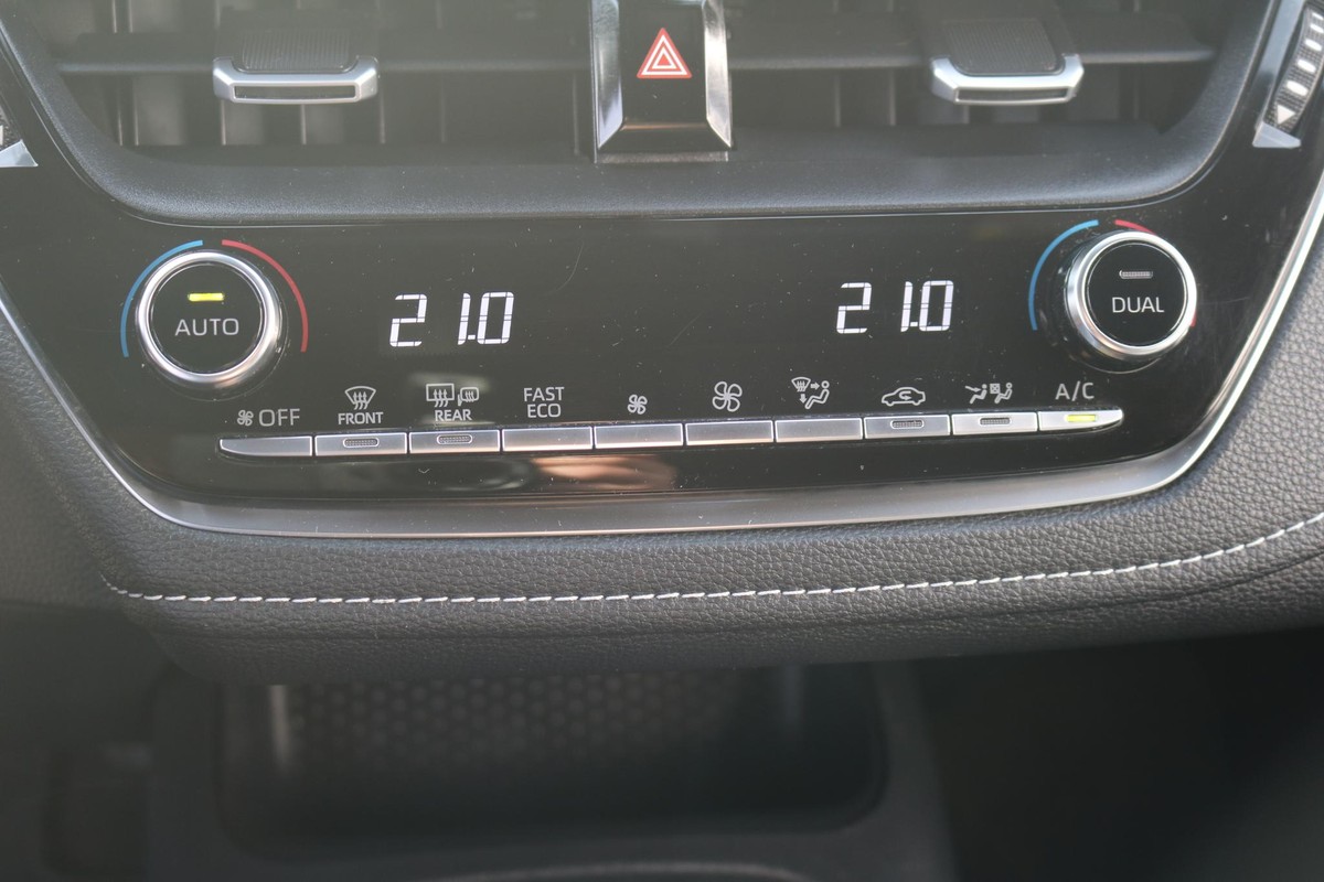 Toyota Corolla Touring Sports