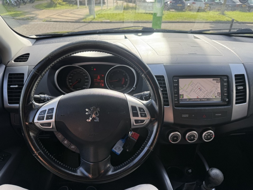 Peugeot 4007