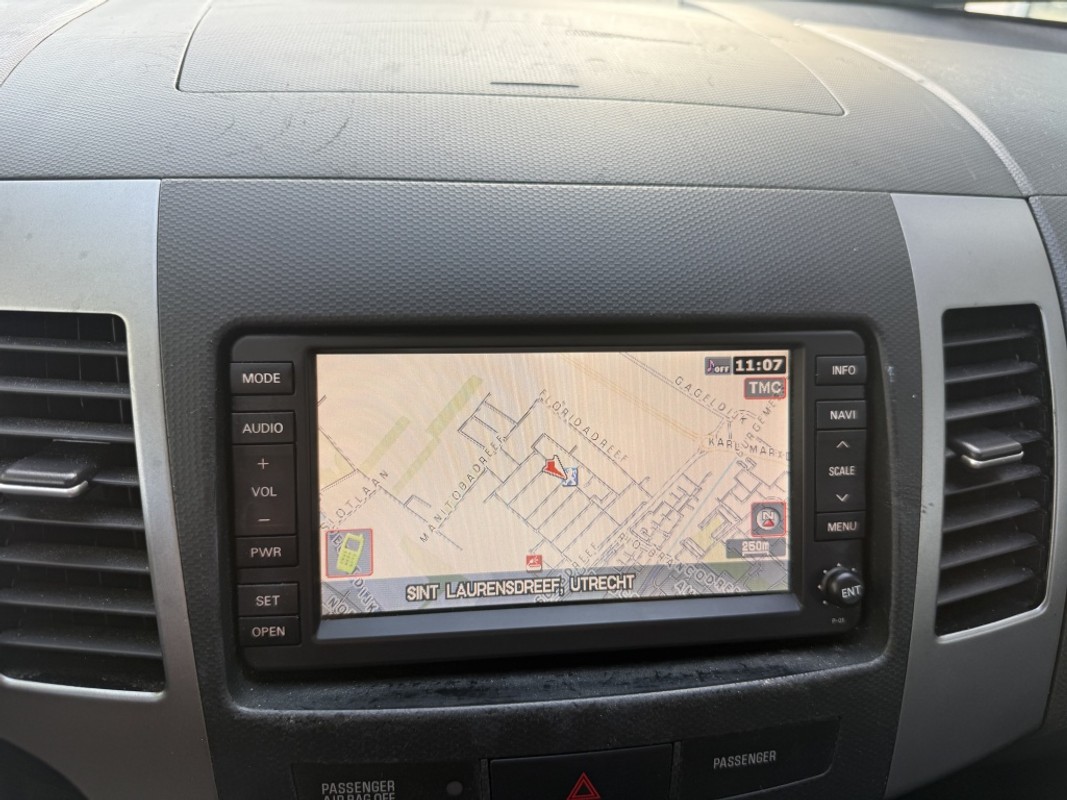 Peugeot 4007