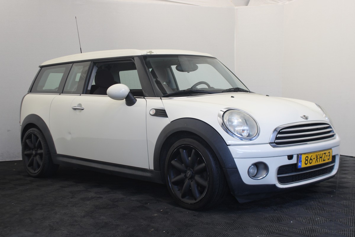 MINI Clubman