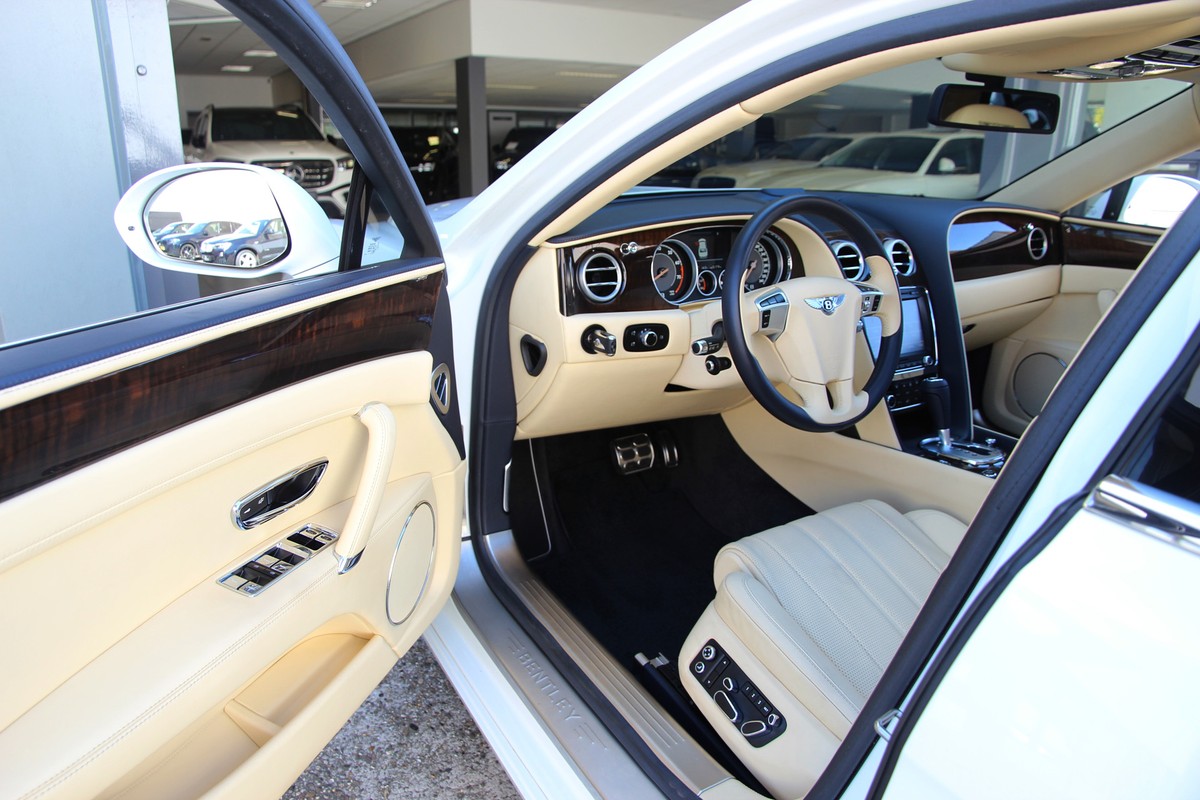 Bentley Flying Spur