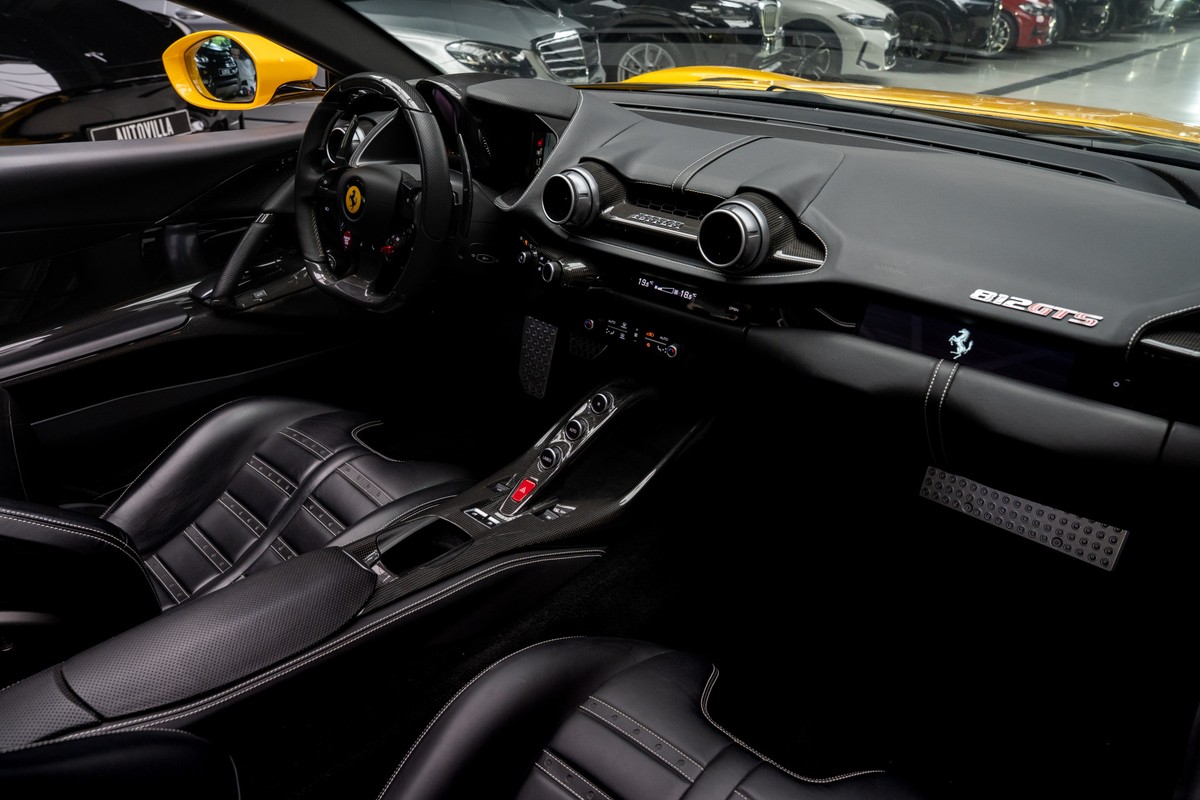 Ferrari 812 GTS