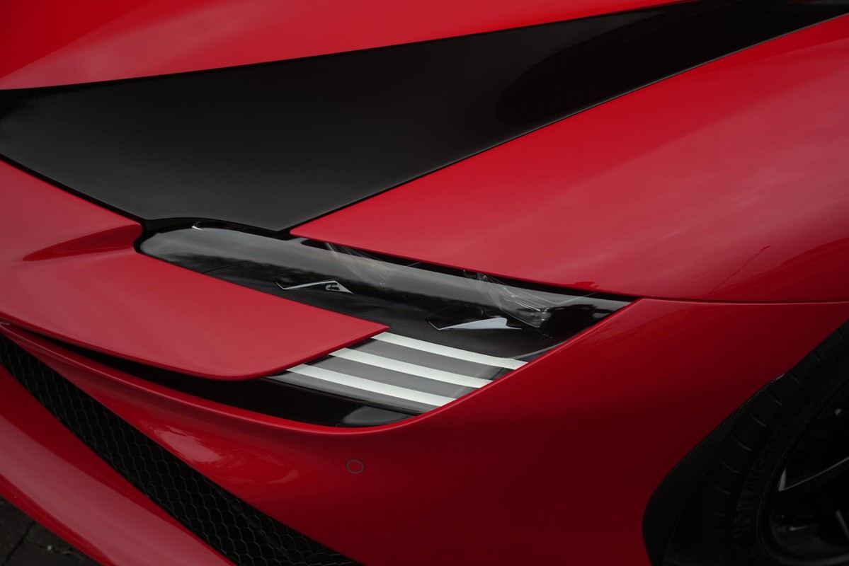 Ferrari SF90 Stradale