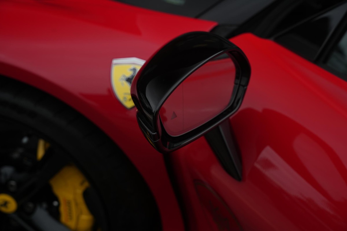 Ferrari SF90 Stradale