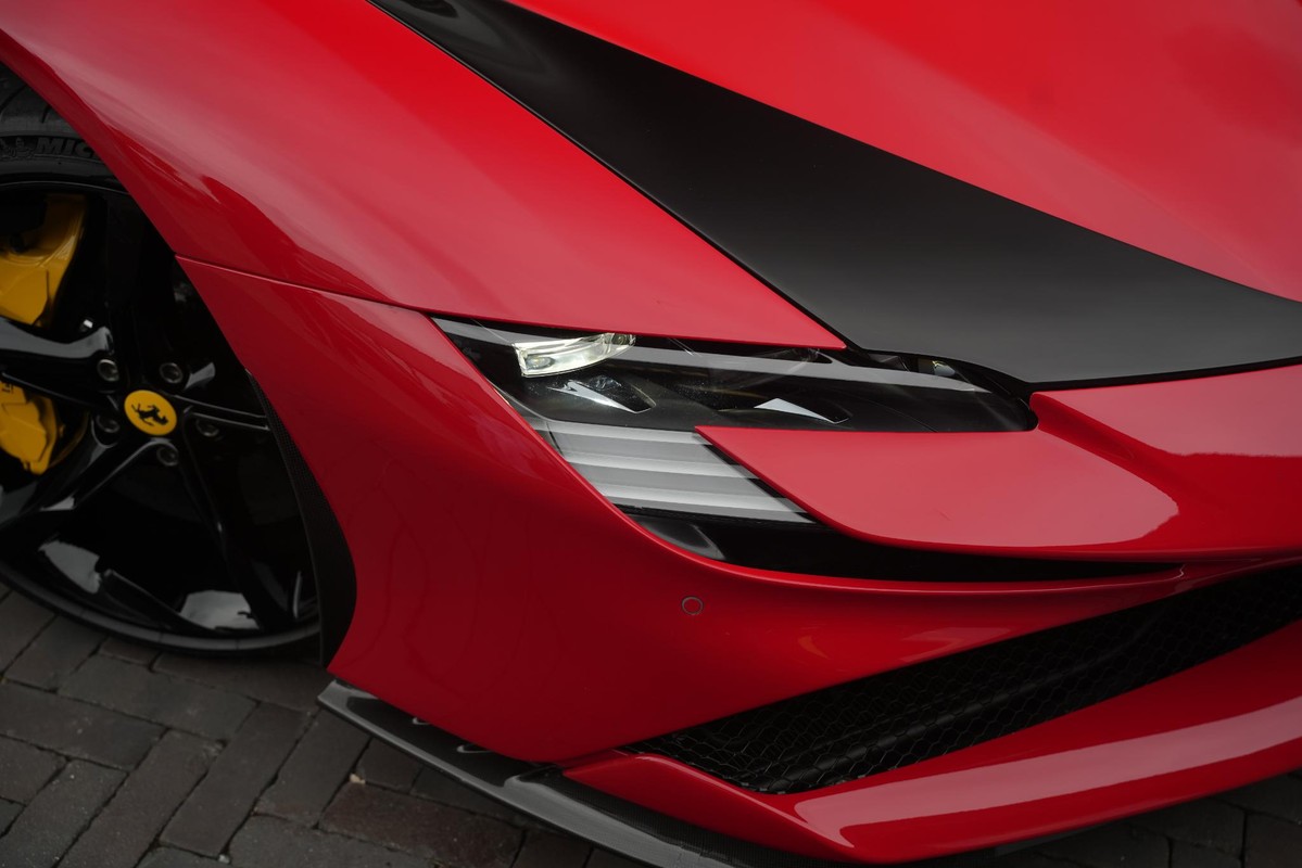 Ferrari SF90 Stradale