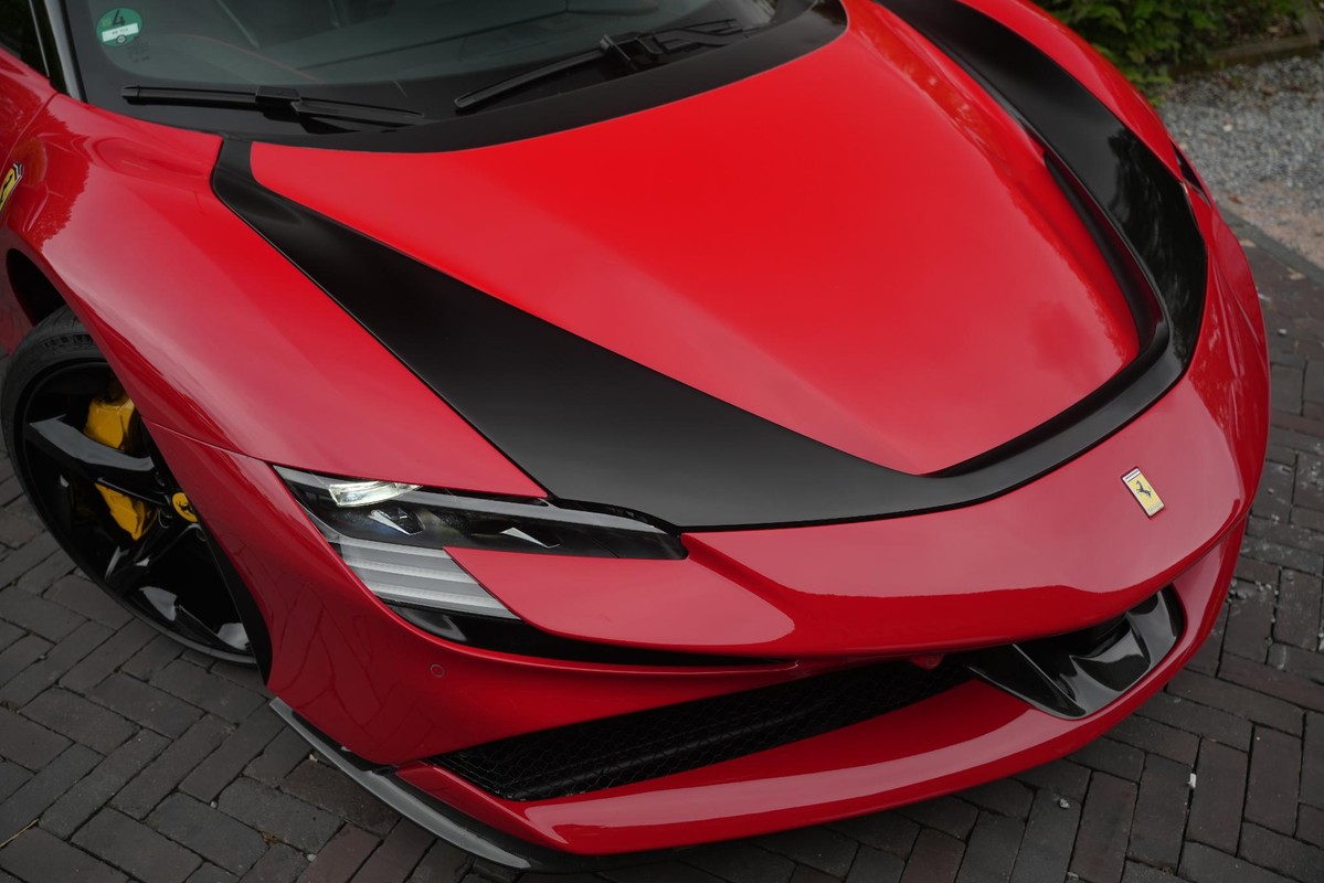 Ferrari SF90 Stradale