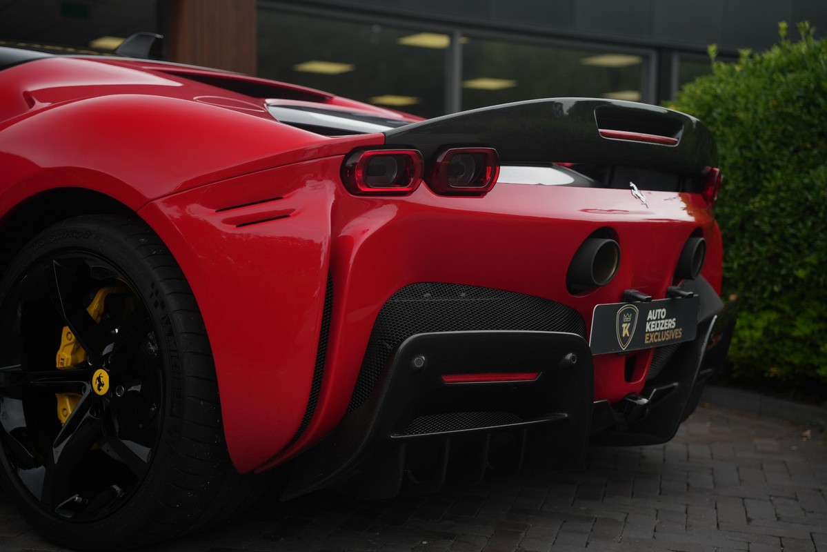 Ferrari SF90 Stradale
