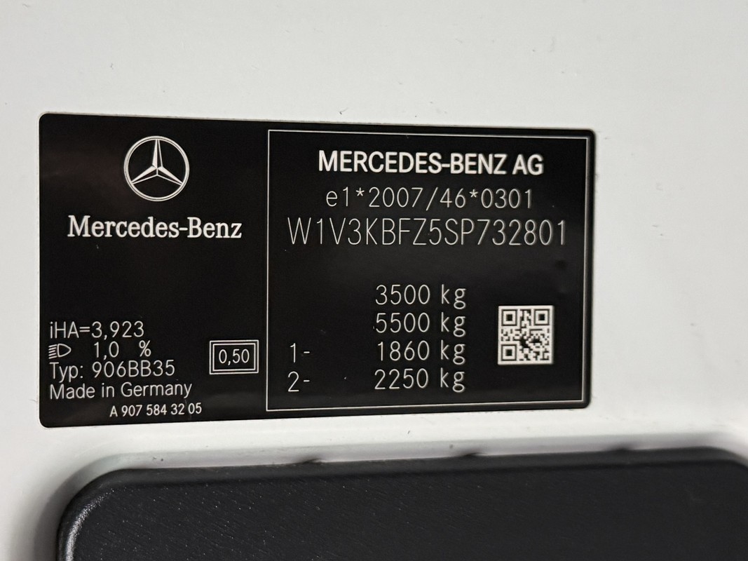 Mercedes-Benz Sprinter