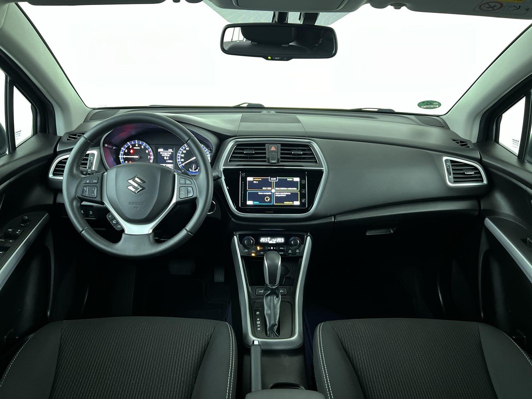 Suzuki S-Cross