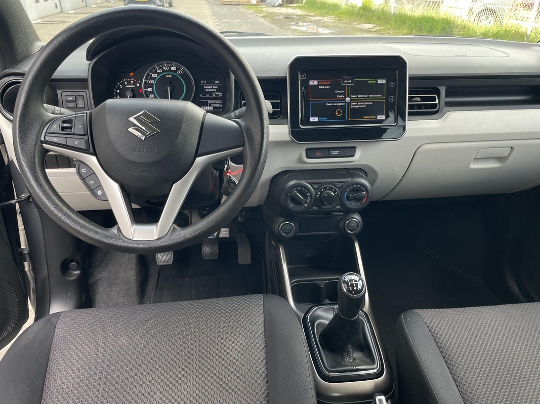 Suzuki Ignis