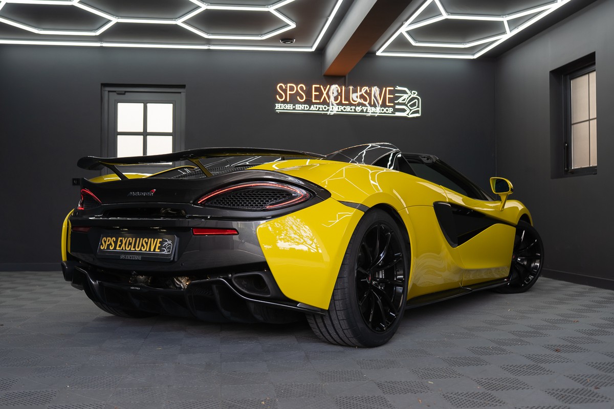McLaren 570S