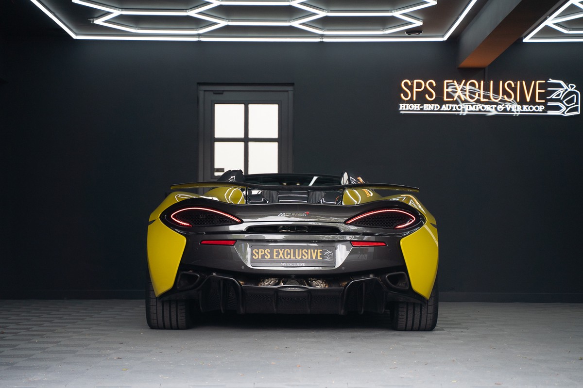 McLaren 570S