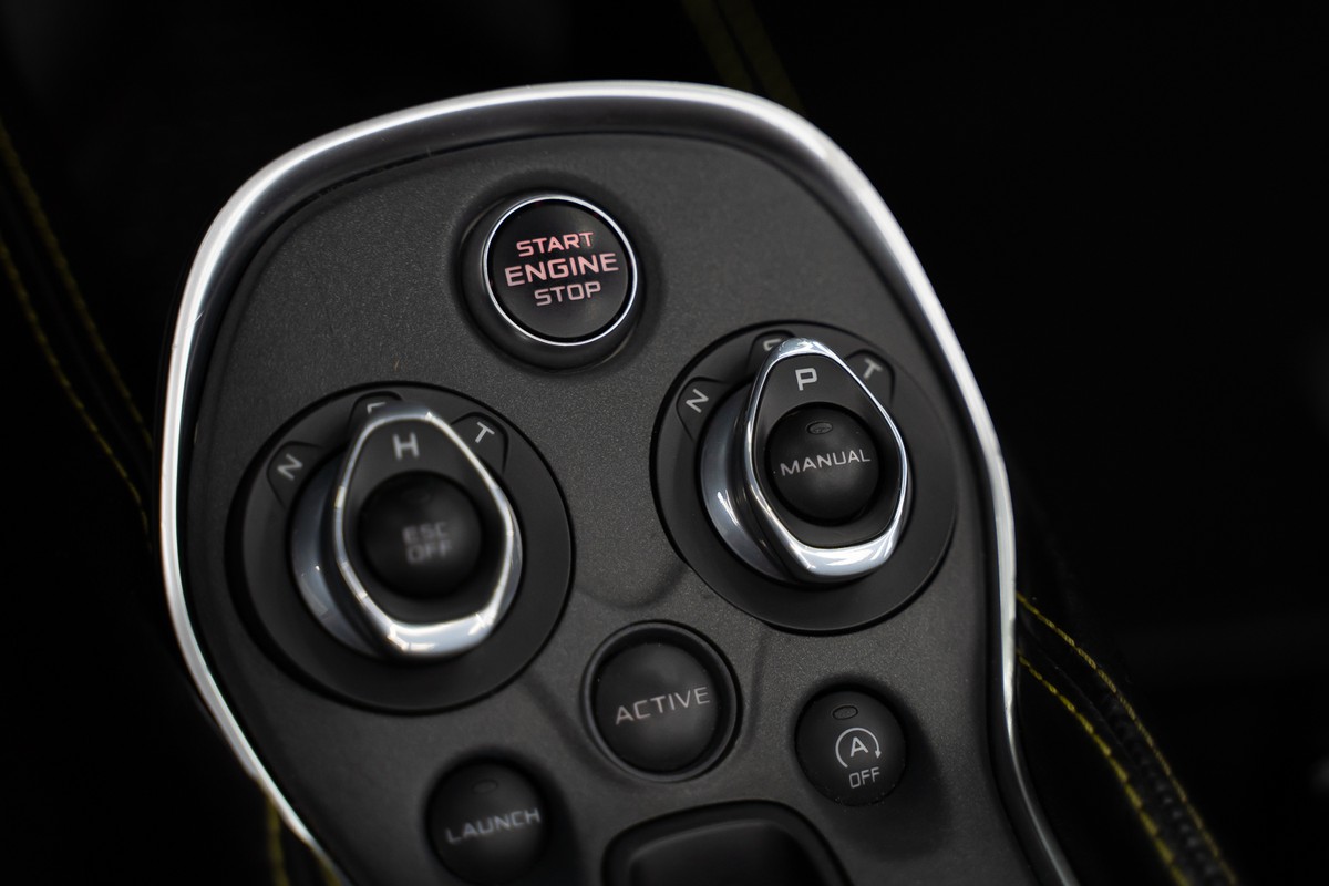 McLaren 570S