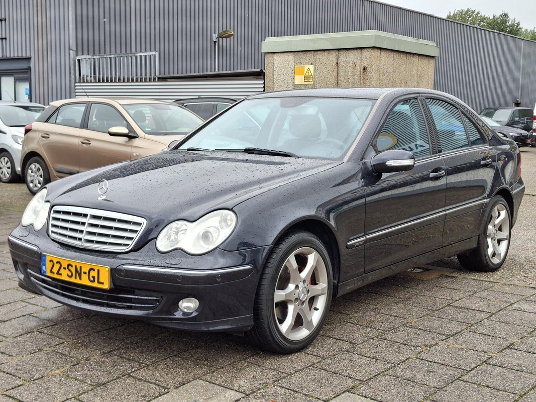 Mercedes-Benz C-Klasse