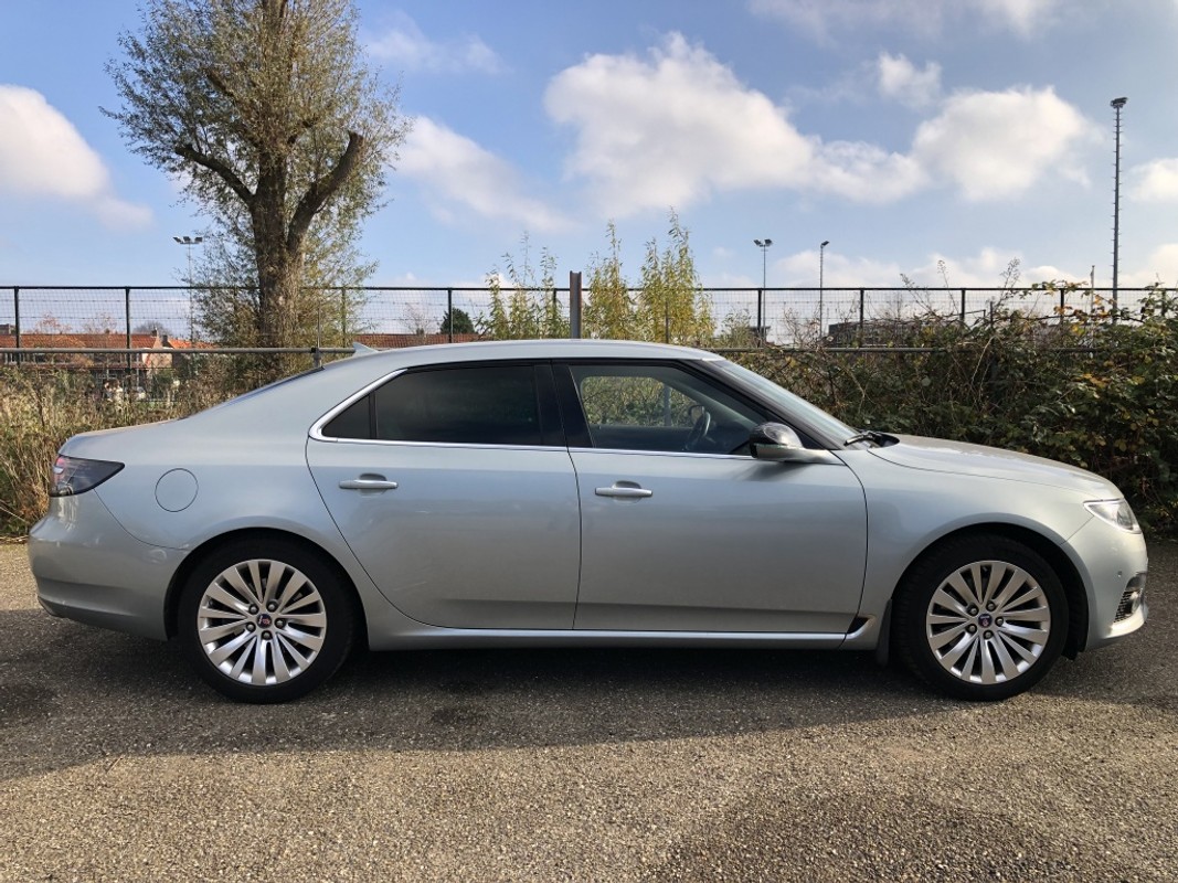 Saab 9-5