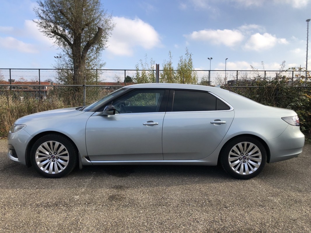 Saab 9-5