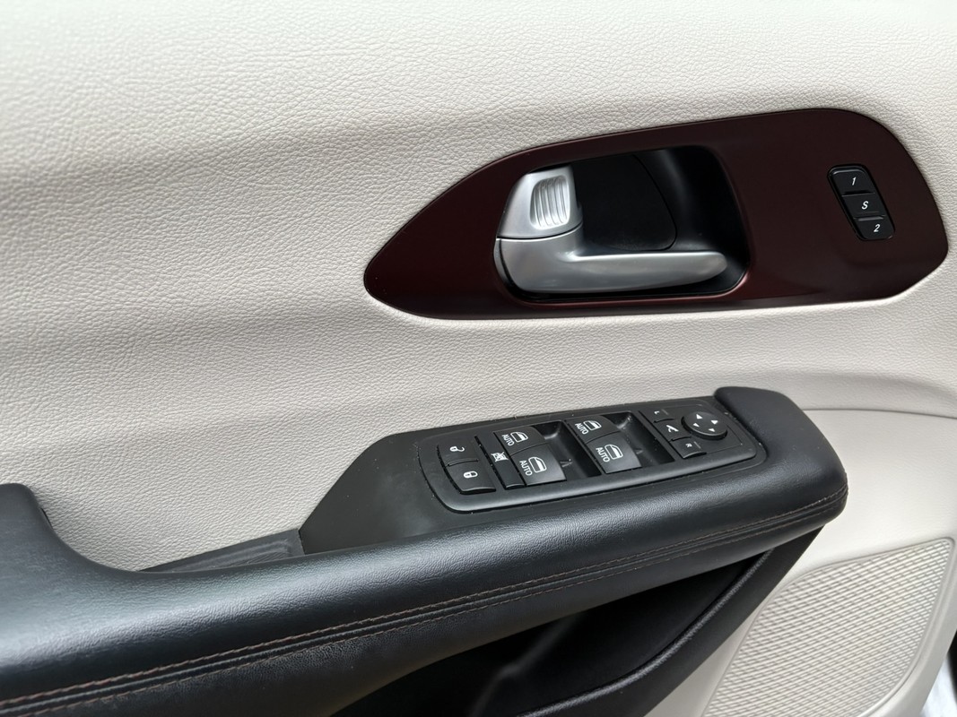 Chrysler Grand Voyager