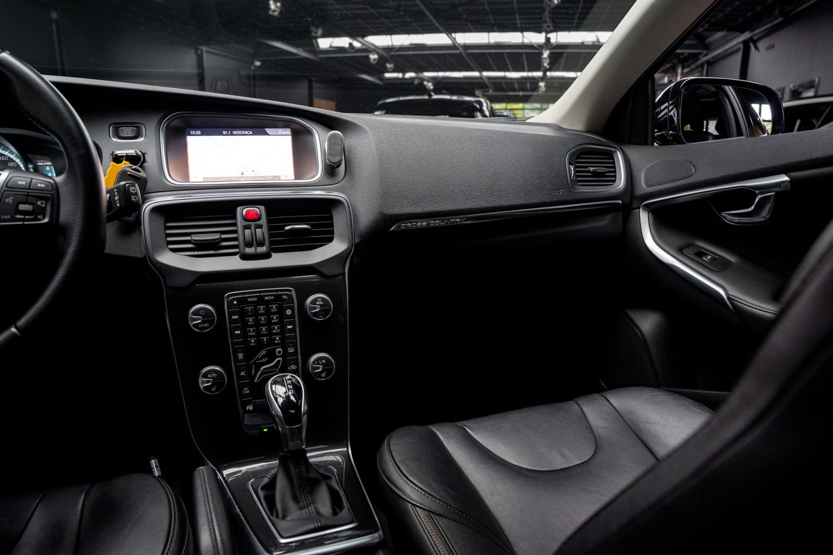 Volvo V40
