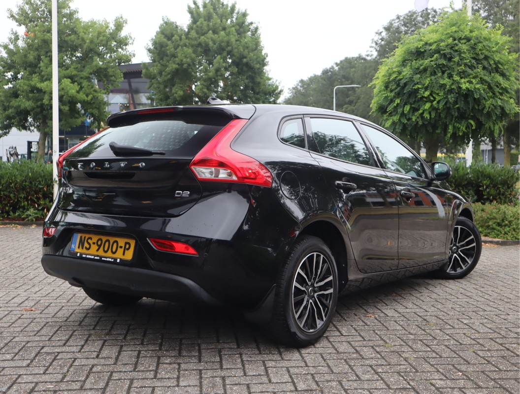 Volvo V40
