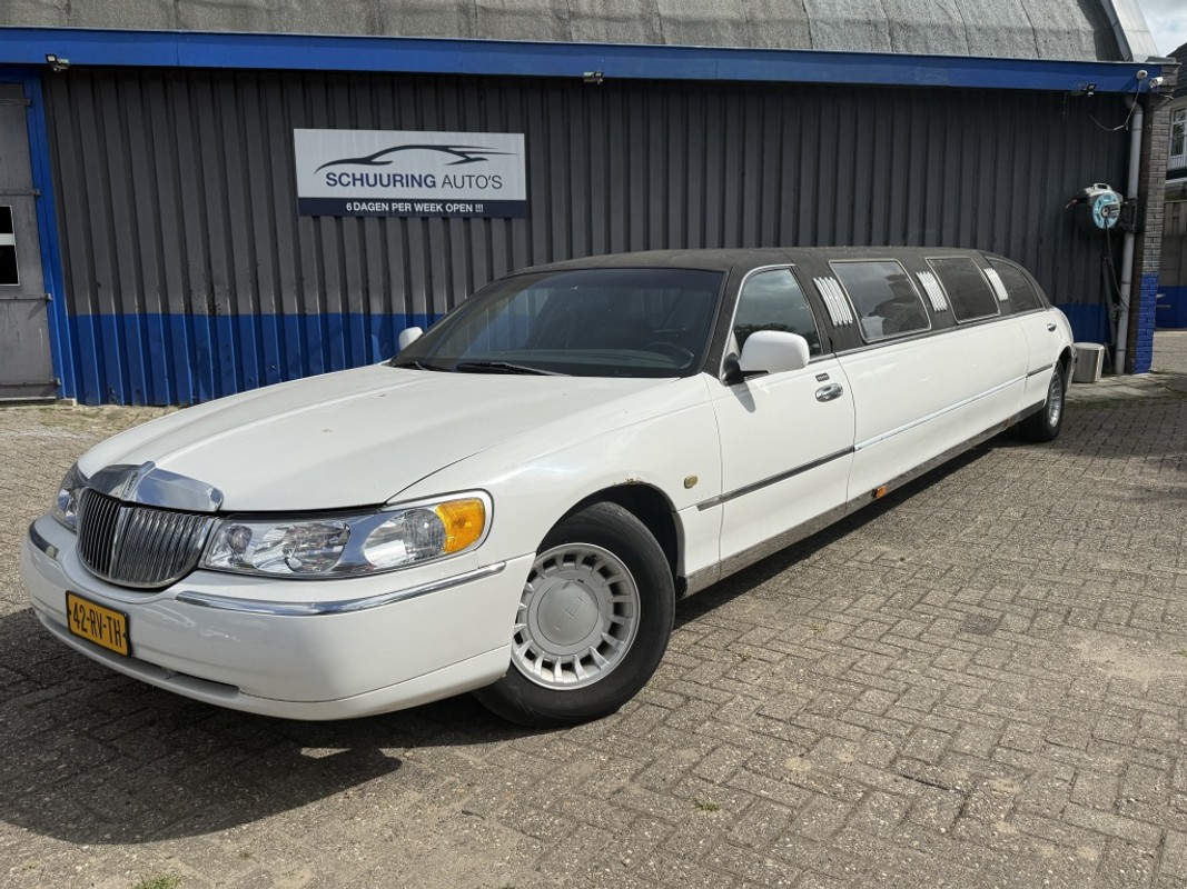 Lincoln Town Car