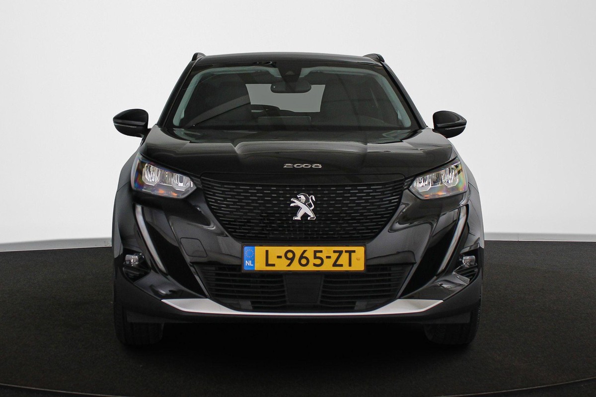 Peugeot e-2008