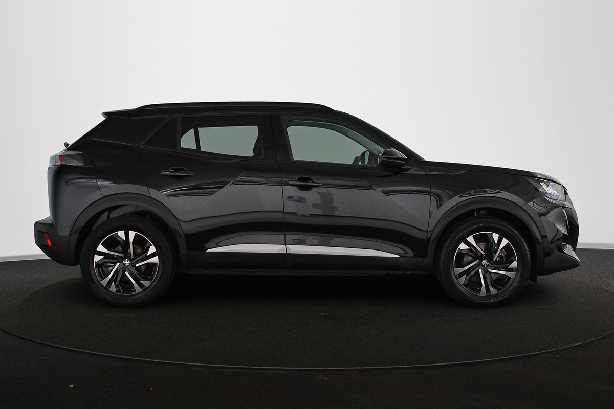 Peugeot e-2008