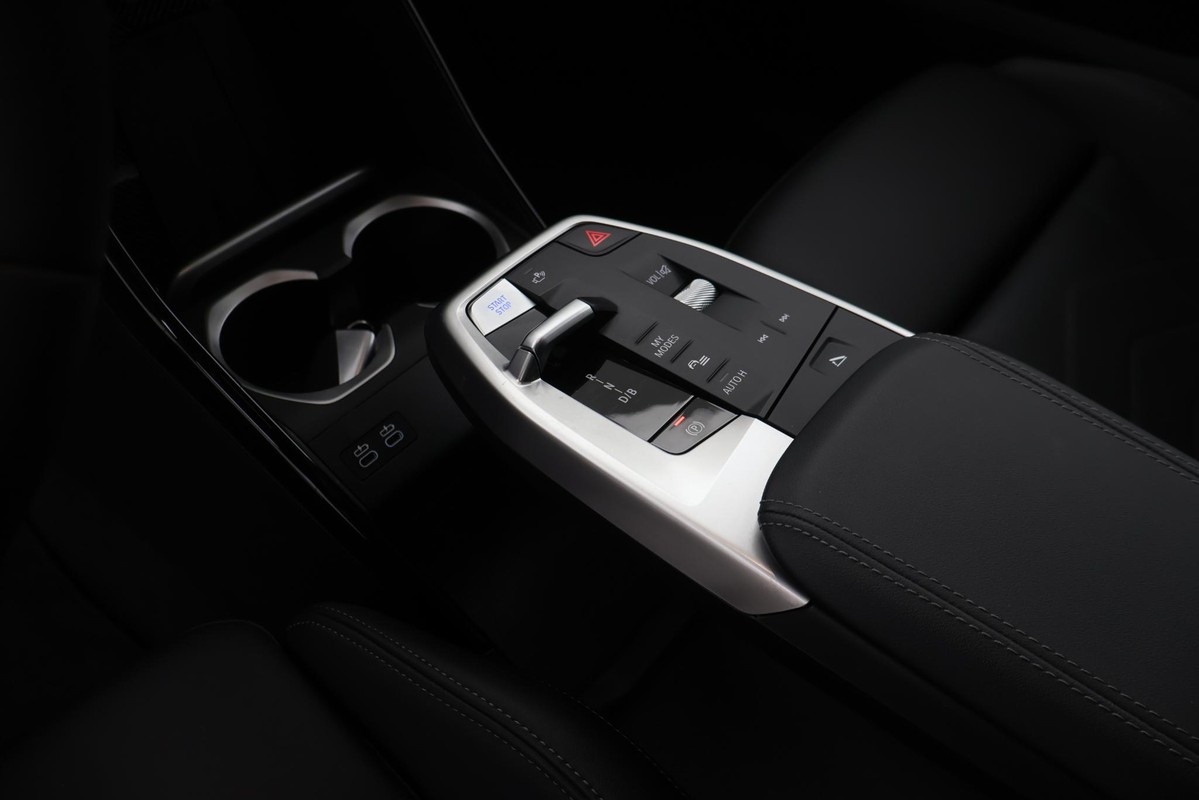 BMW iX2