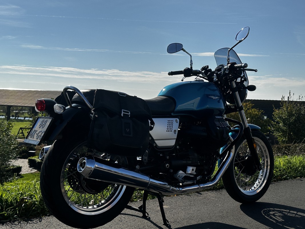 Moto Guzzi V7