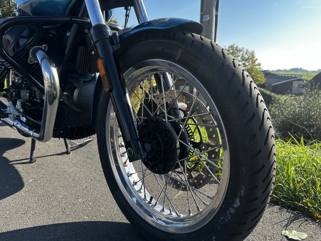 Moto Guzzi V7
