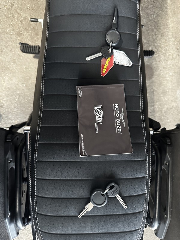 Moto Guzzi V7