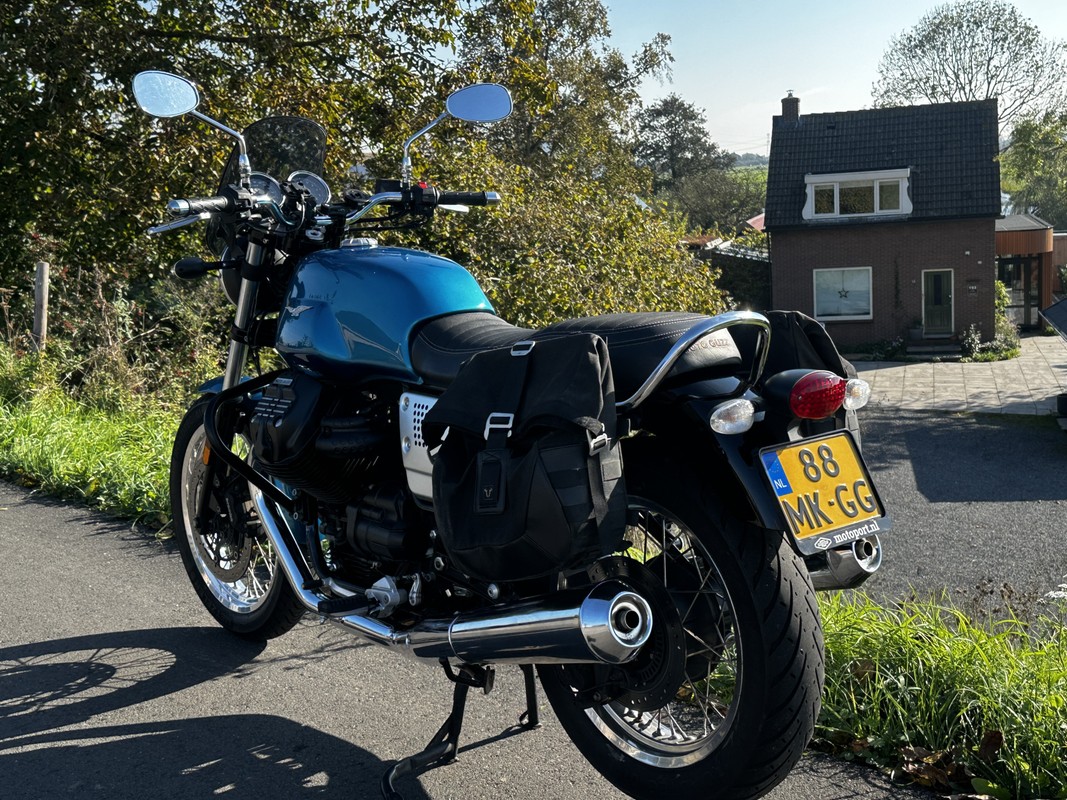 Moto Guzzi V7