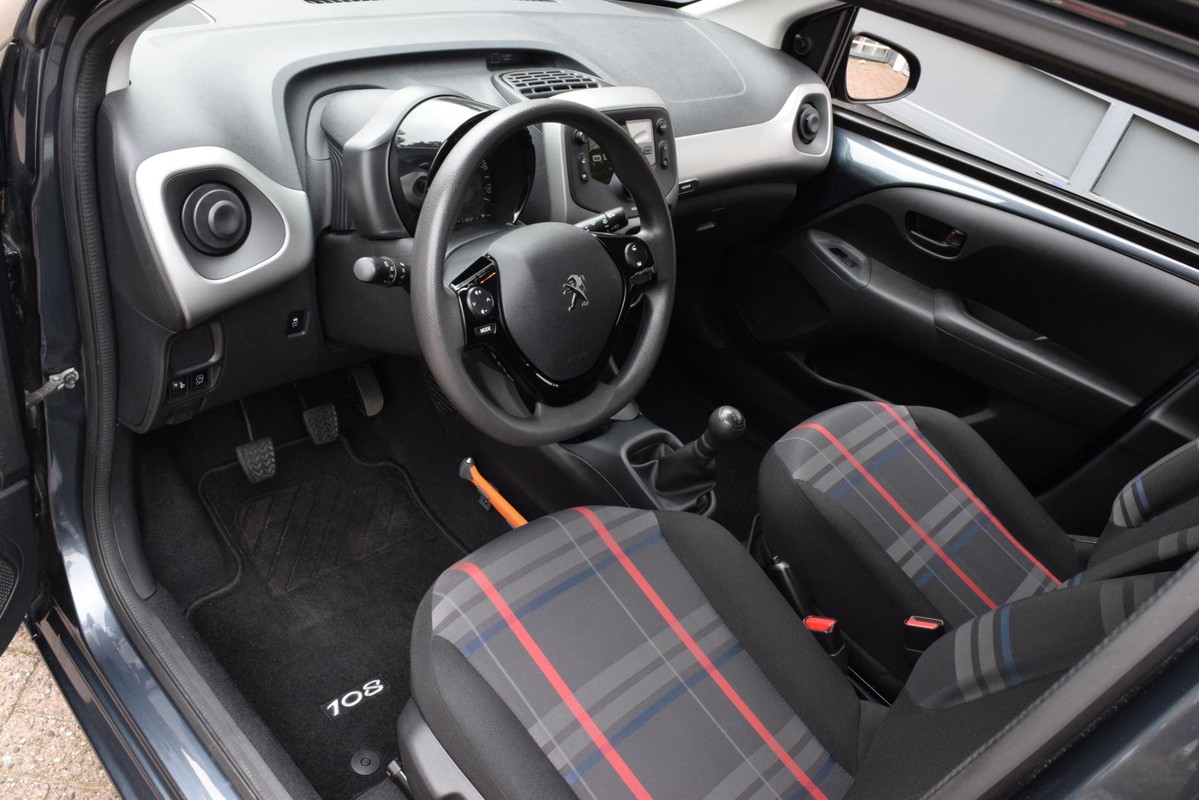 Peugeot 108
