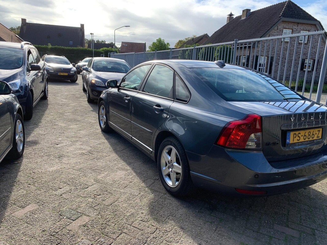 Volvo S40