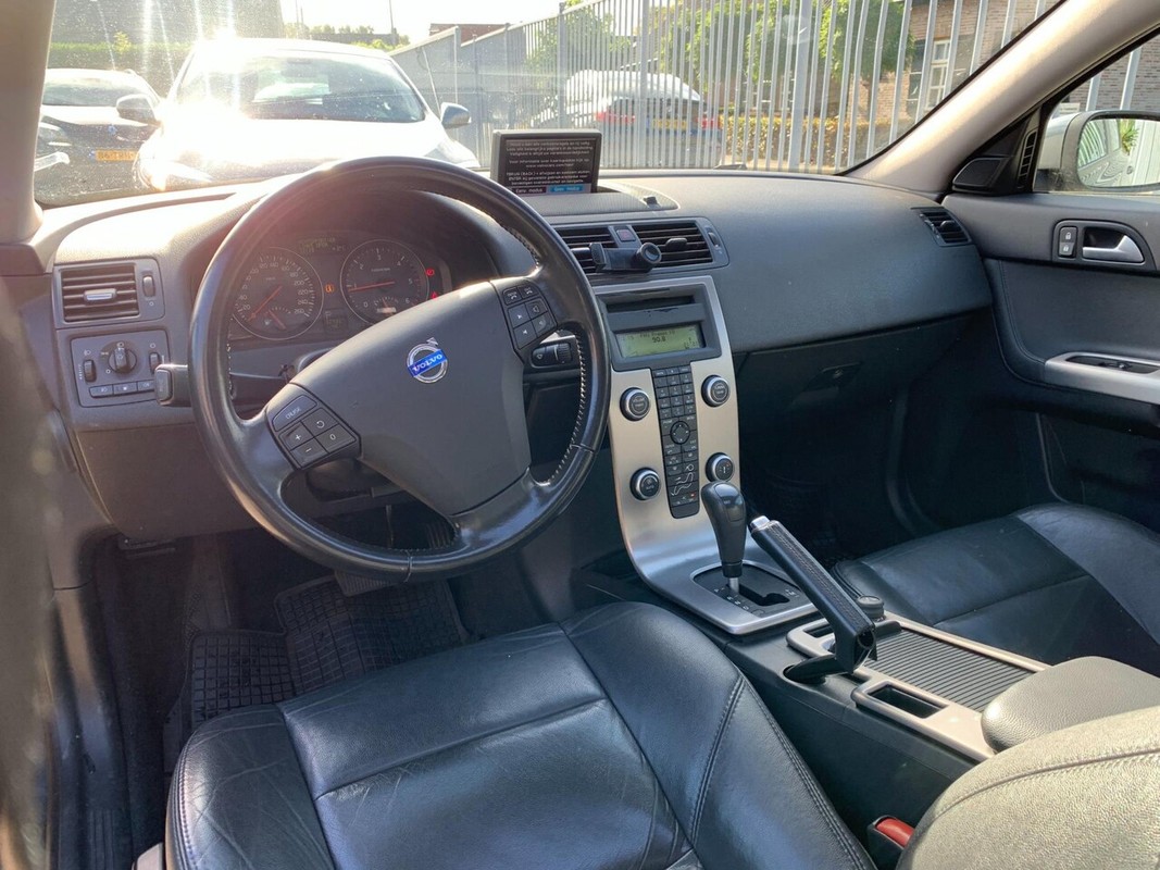 Volvo S40
