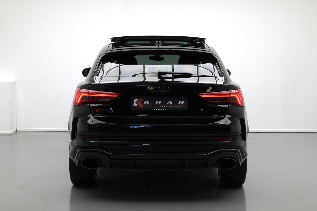 Audi RSQ3