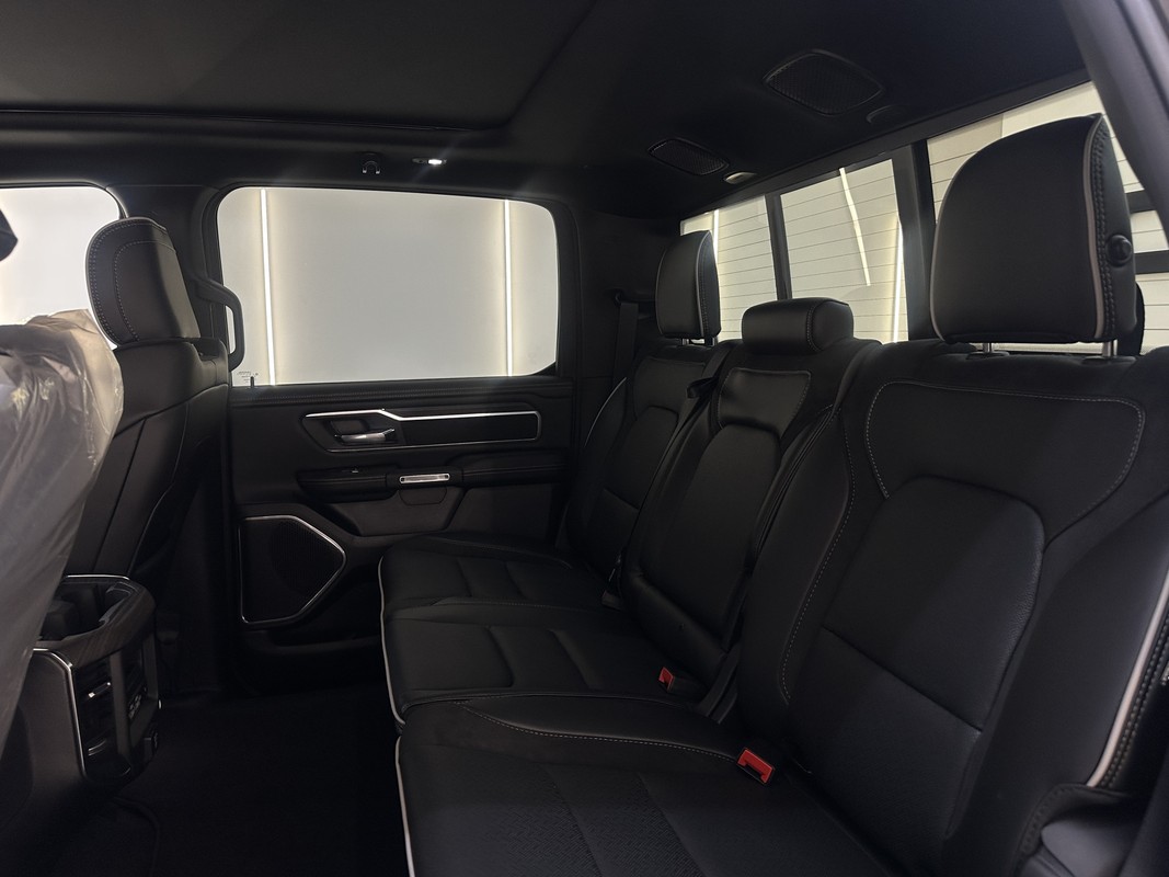 Dodge Ram Pick-Up