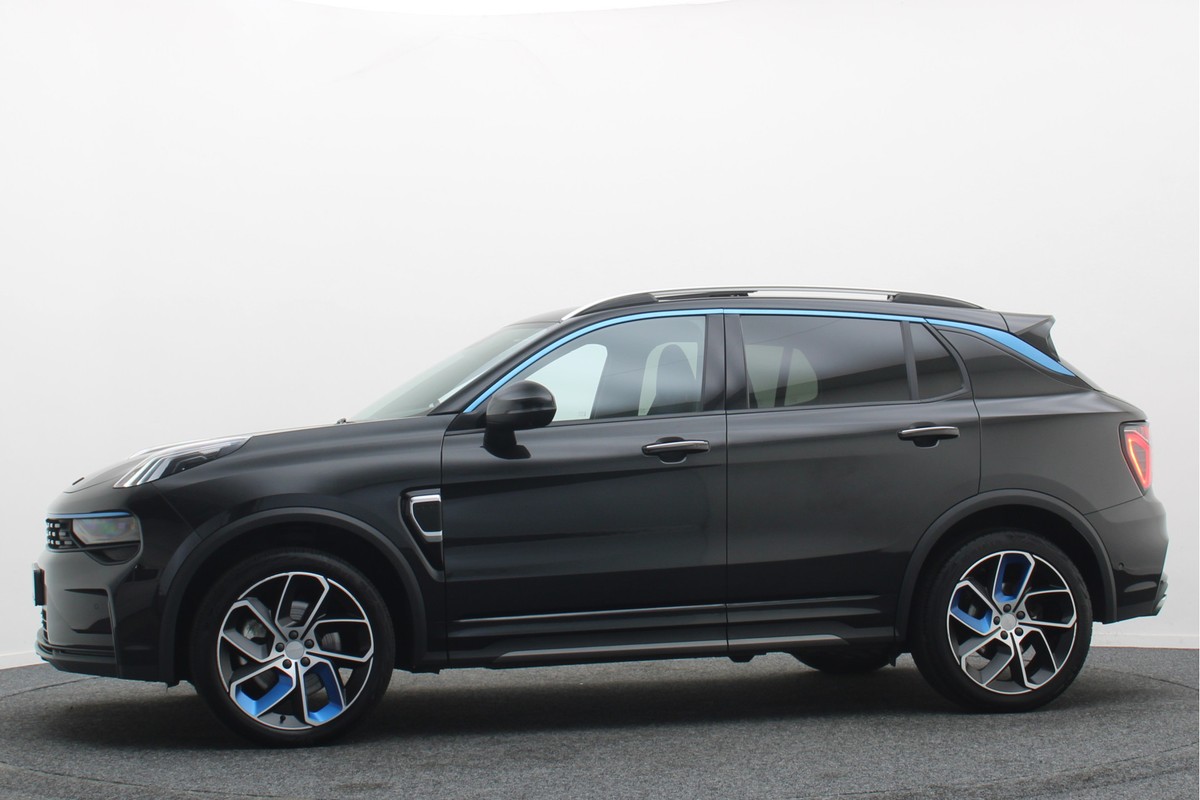 Lynk & Co 01