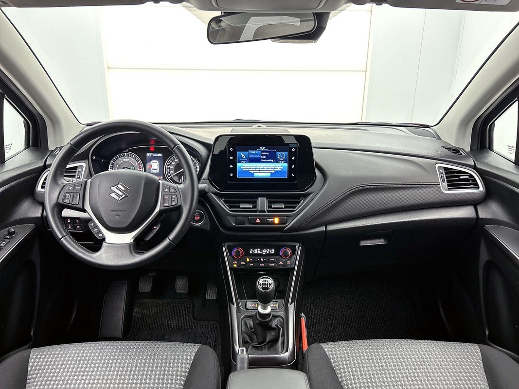Suzuki S-Cross