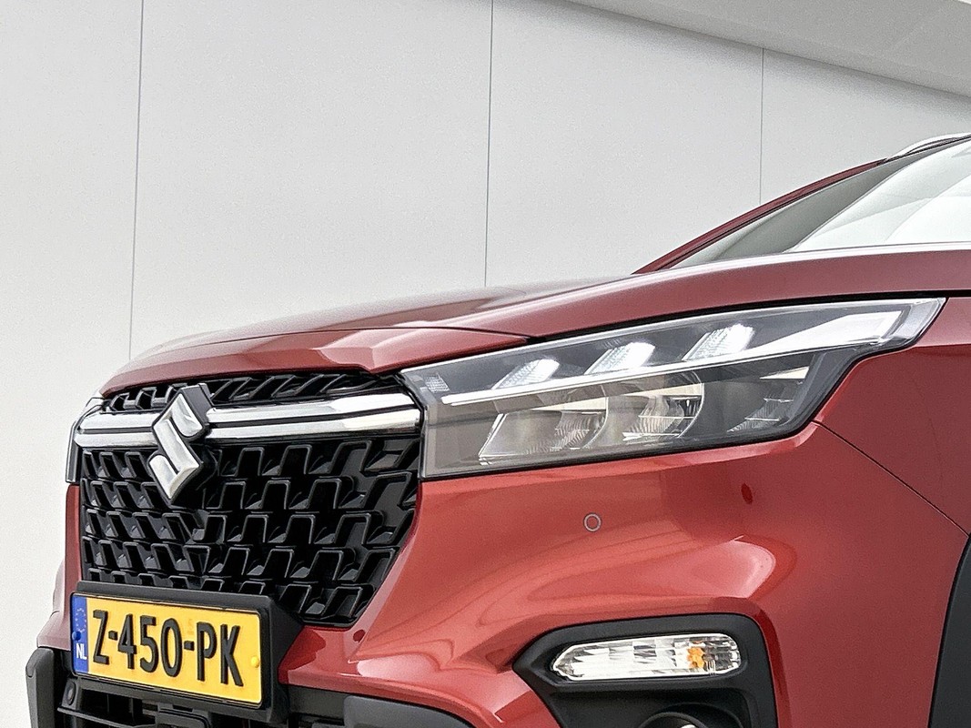 Suzuki S-Cross