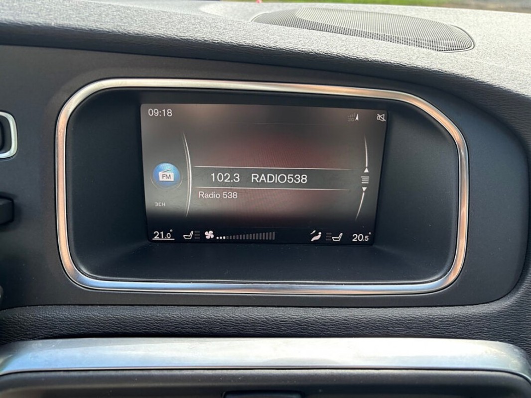 Volvo V40