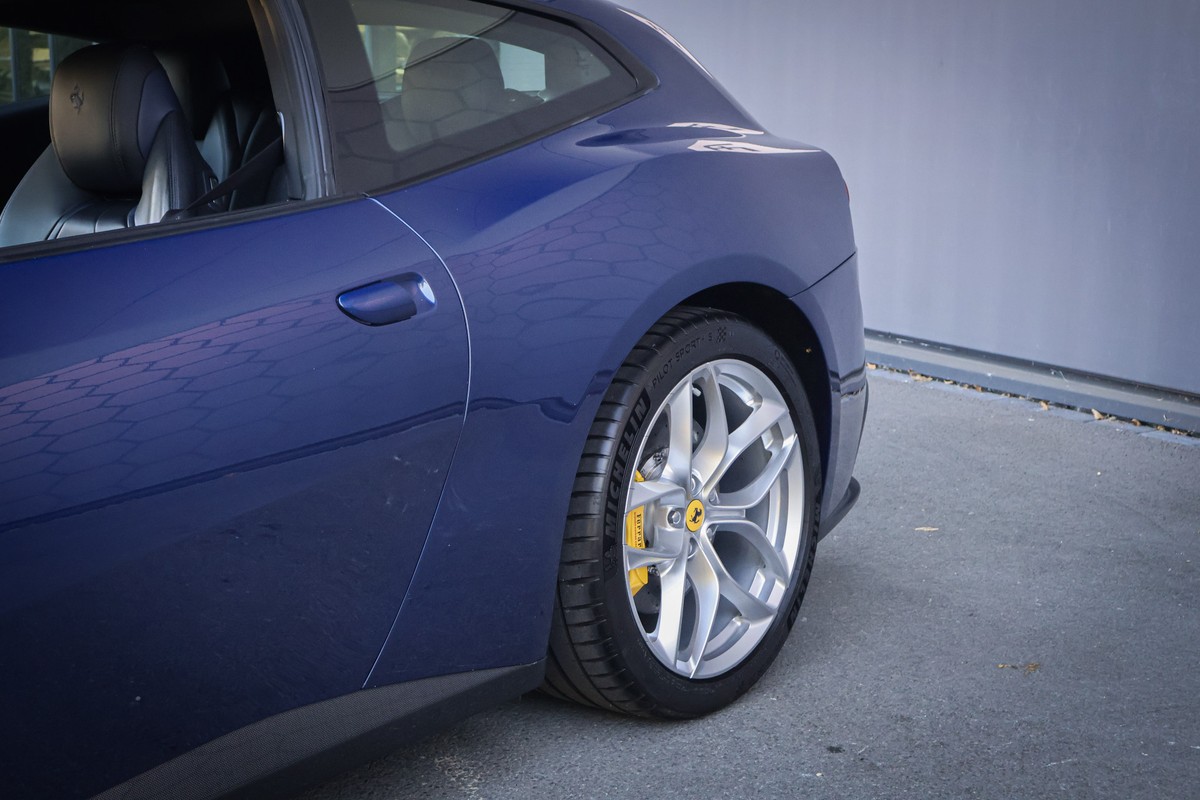 Ferrari GTC4Lusso