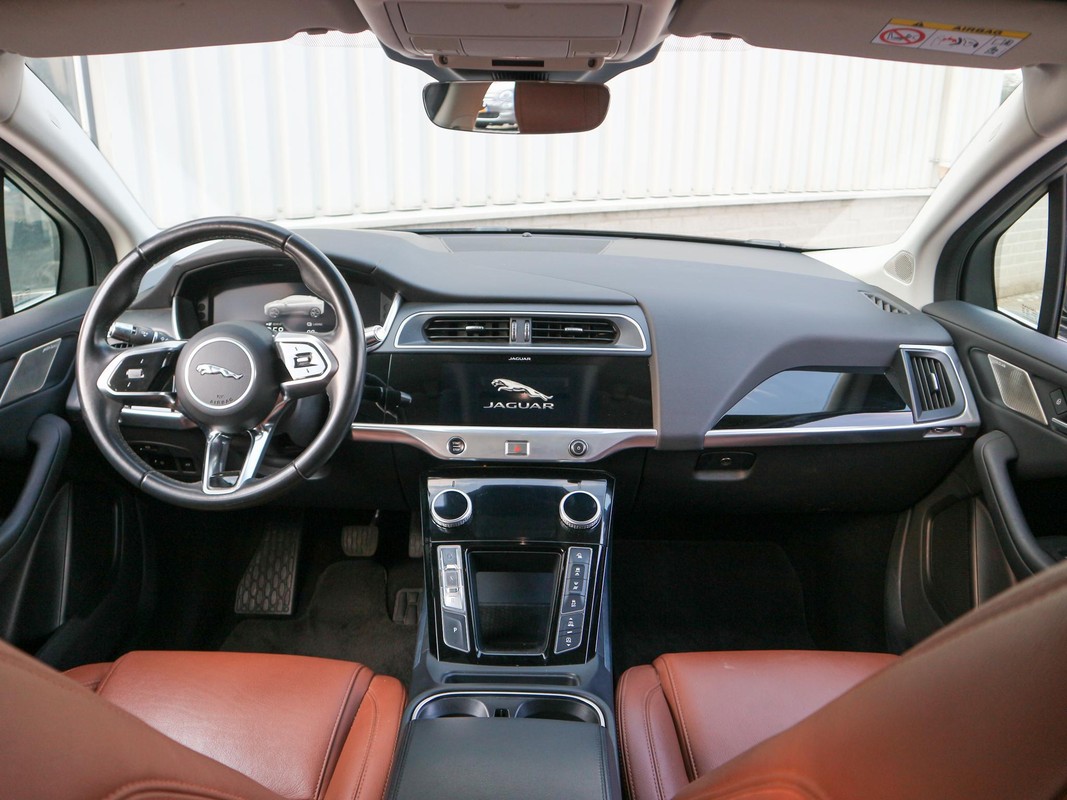 Jaguar I-PACE