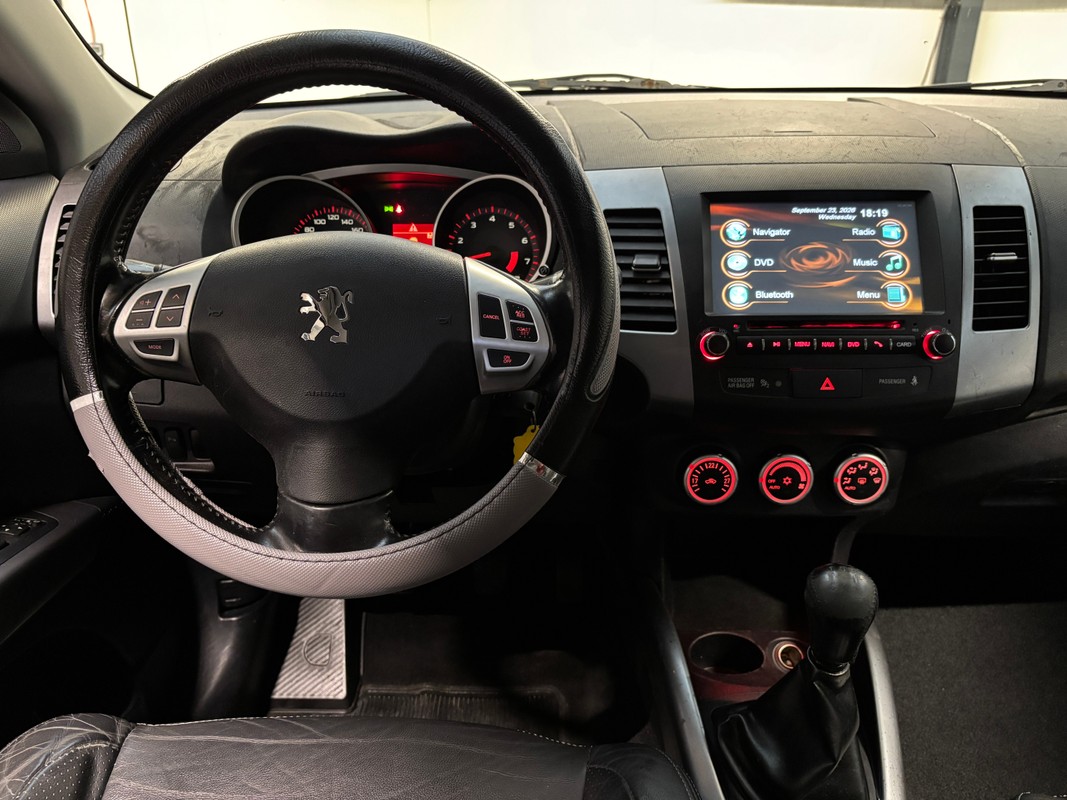 Peugeot 4007