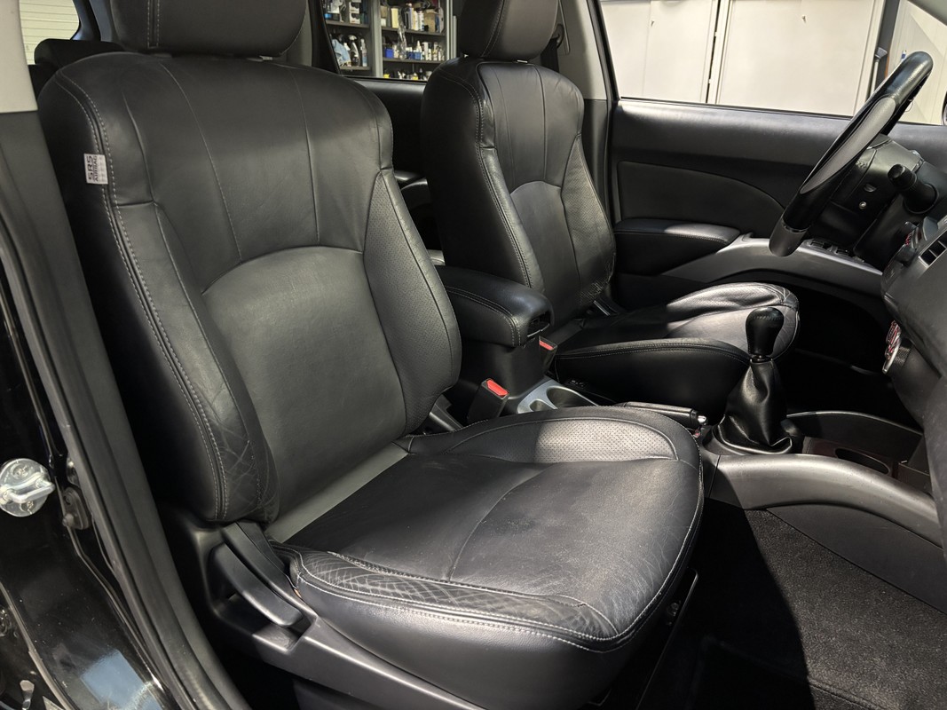 Peugeot 4007